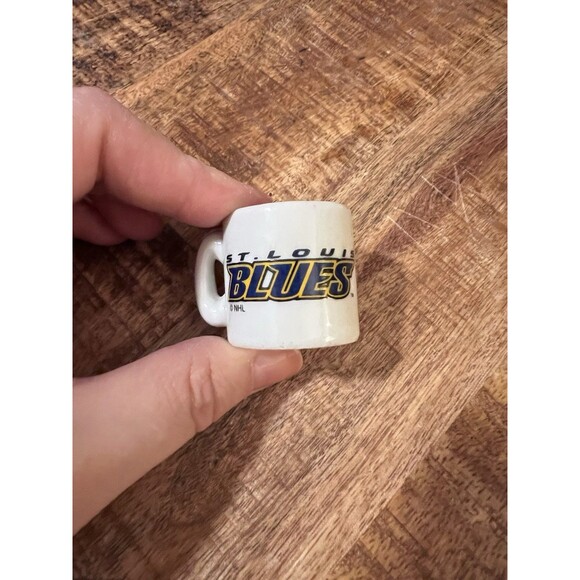 St. Louis Blues Mini Ceramic Mug Cup NHL 1.25" Vintage - Picture 3 of 6